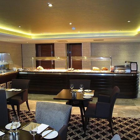 Best Western Heath Court Hotel Newmarket  Bagian luar foto