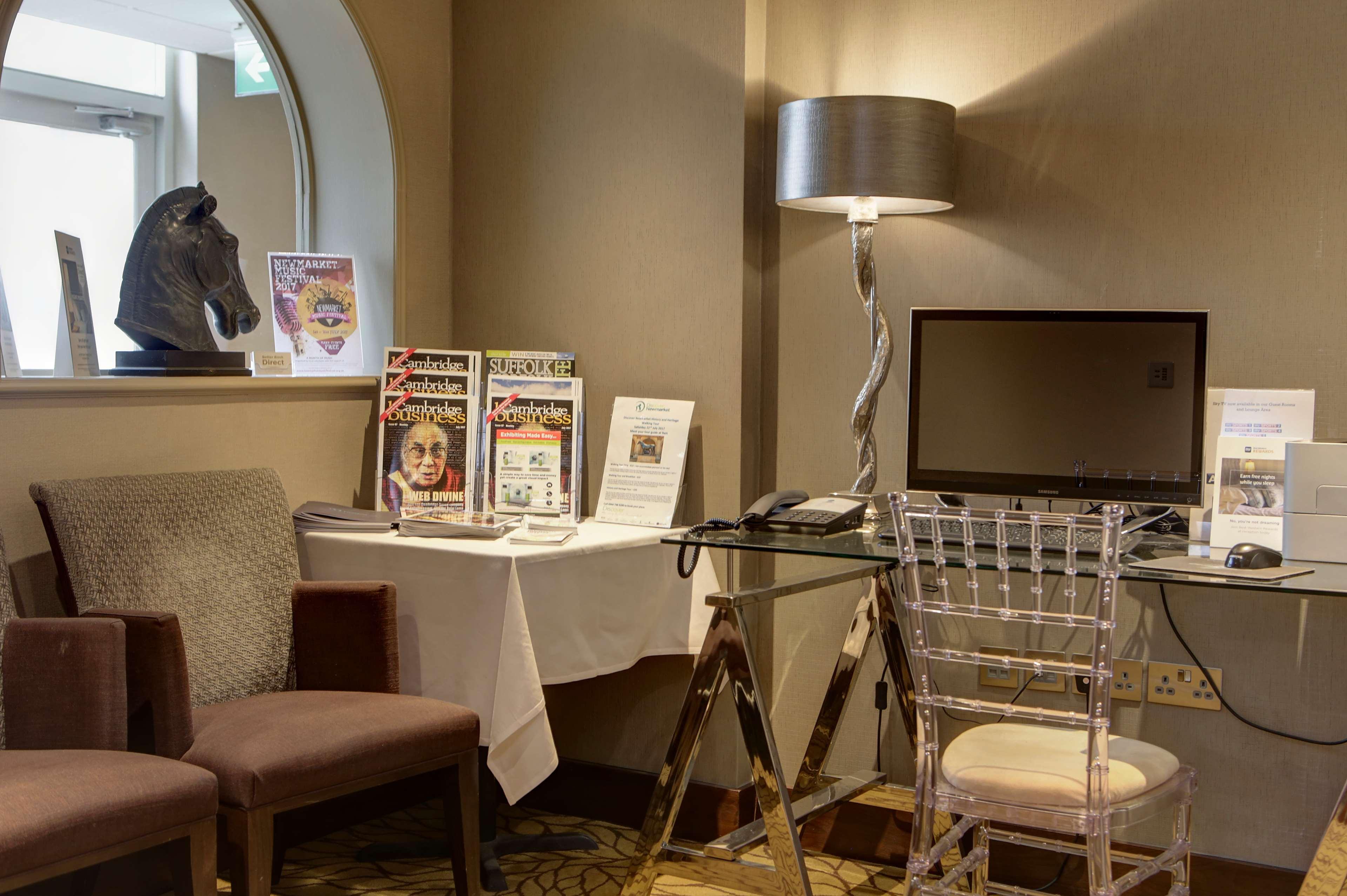 Best Western Heath Court Hotel Newmarket  Bagian luar foto